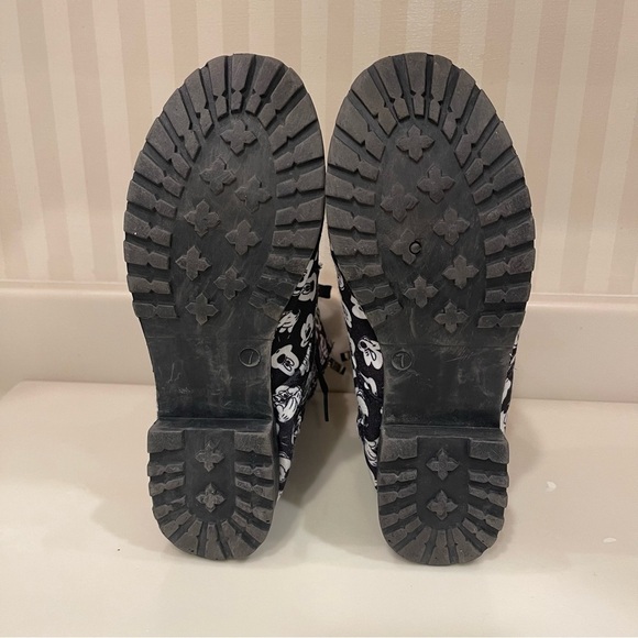 Disney Mickey Mouse Printed Zippered Ankle Boots - Picture 13 of 16